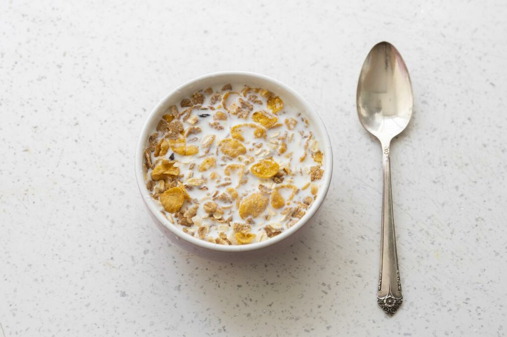 breakfast, cereal, oats-5132879.jpg